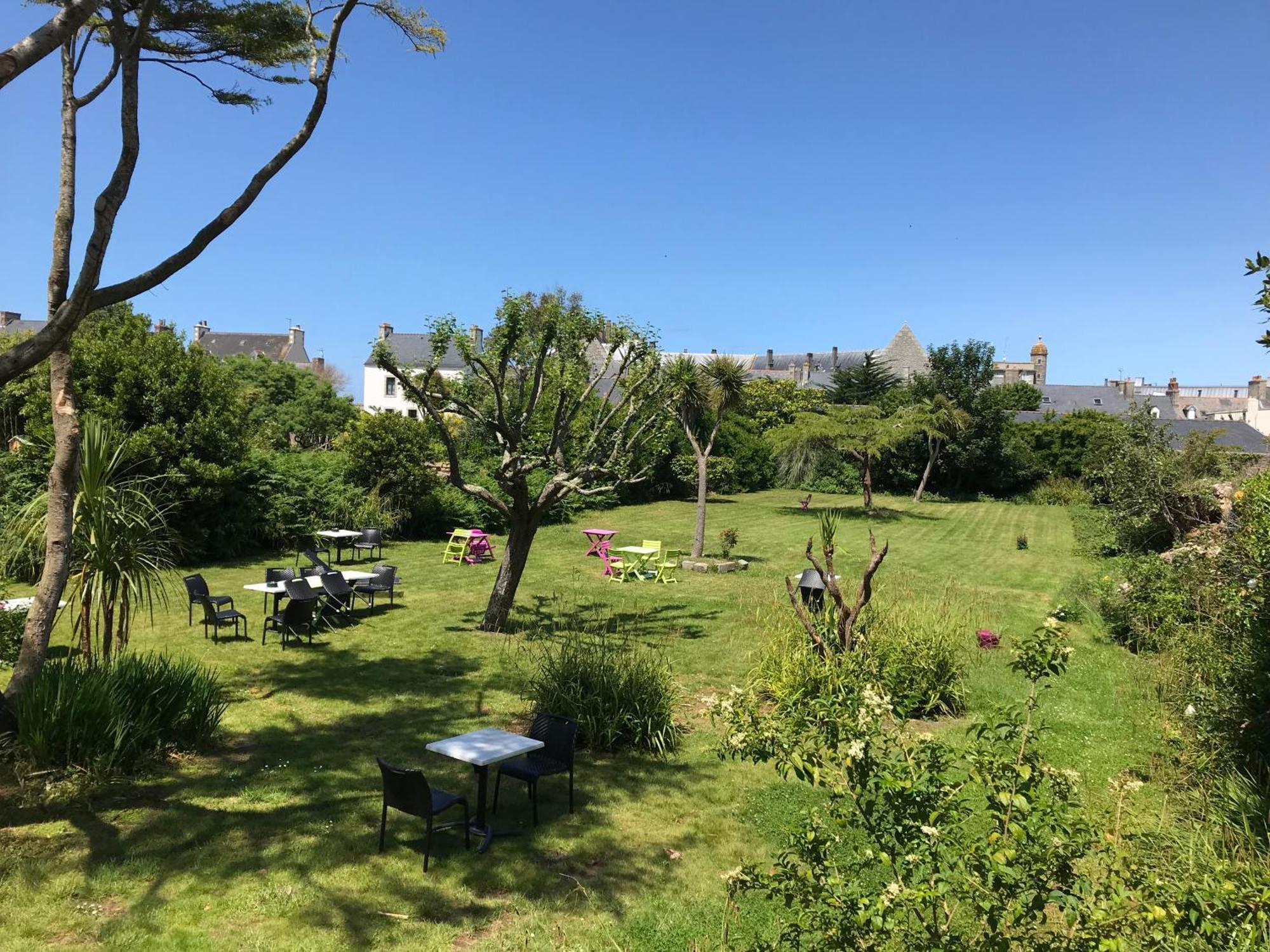 Hotel D'Angleterre Roscoff Buitenkant foto